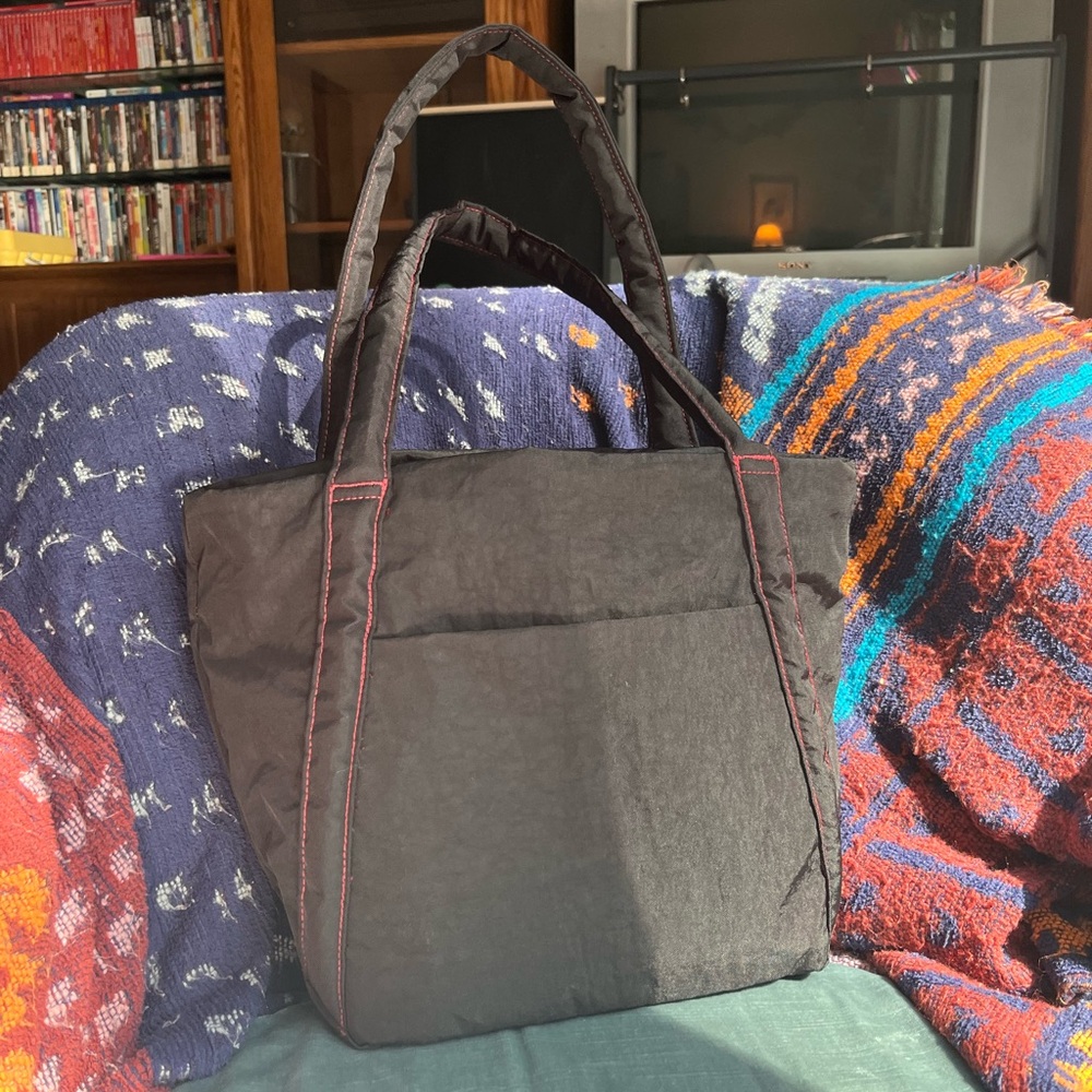 Baggu DYED BLACK/OG CANDY APPLE Mini Cloud Bag